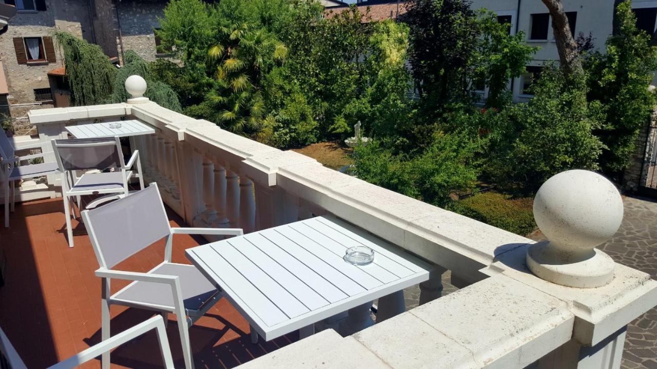 B&B Villa Fiorini Moniga del Garda ภายนอก รูปภาพ