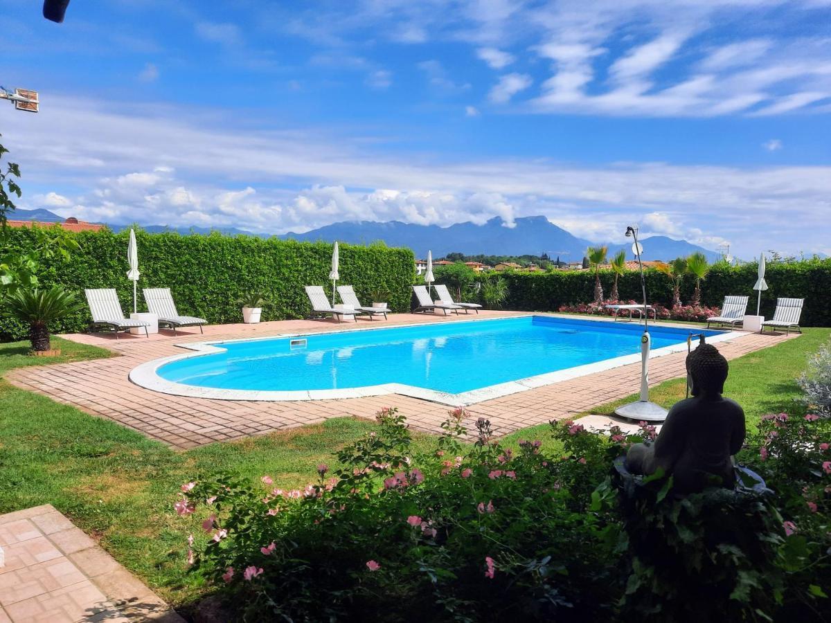 B&B Villa Fiorini Moniga del Garda ภายนอก รูปภาพ
