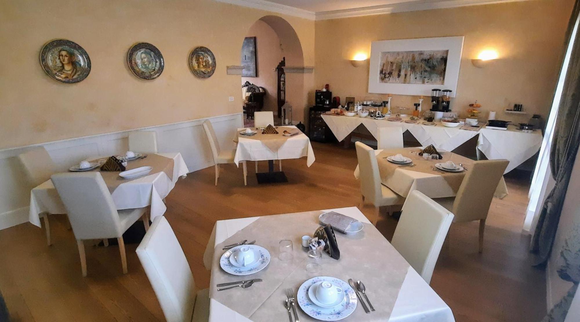B&B Villa Fiorini Moniga del Garda ภายนอก รูปภาพ