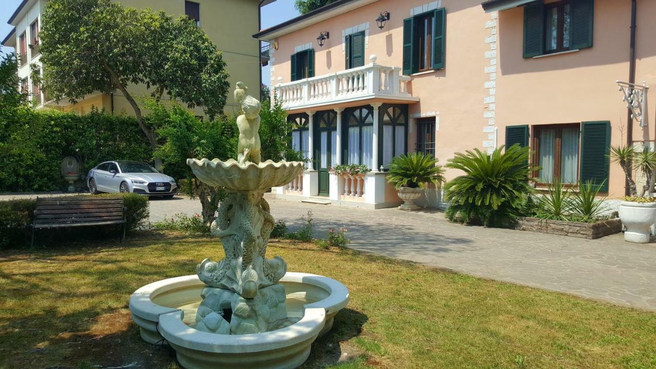 B&B Villa Fiorini Moniga del Garda ภายนอก รูปภาพ