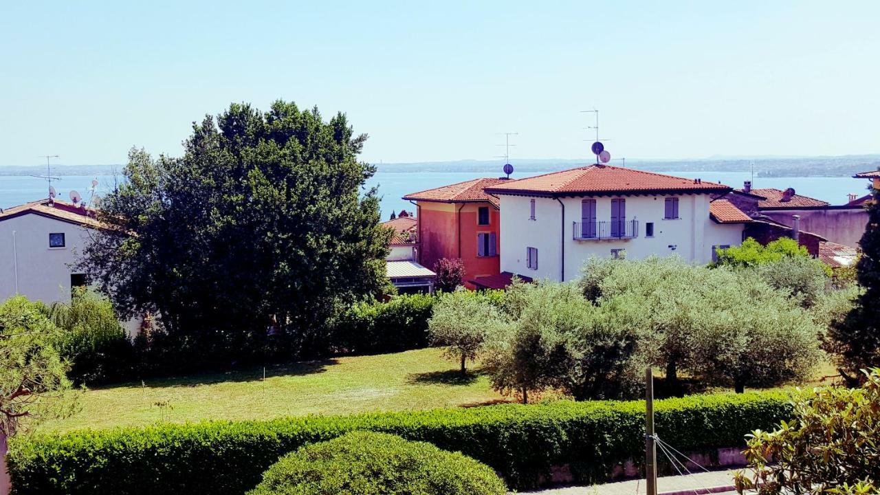 B&B Villa Fiorini Moniga del Garda ภายนอก รูปภาพ