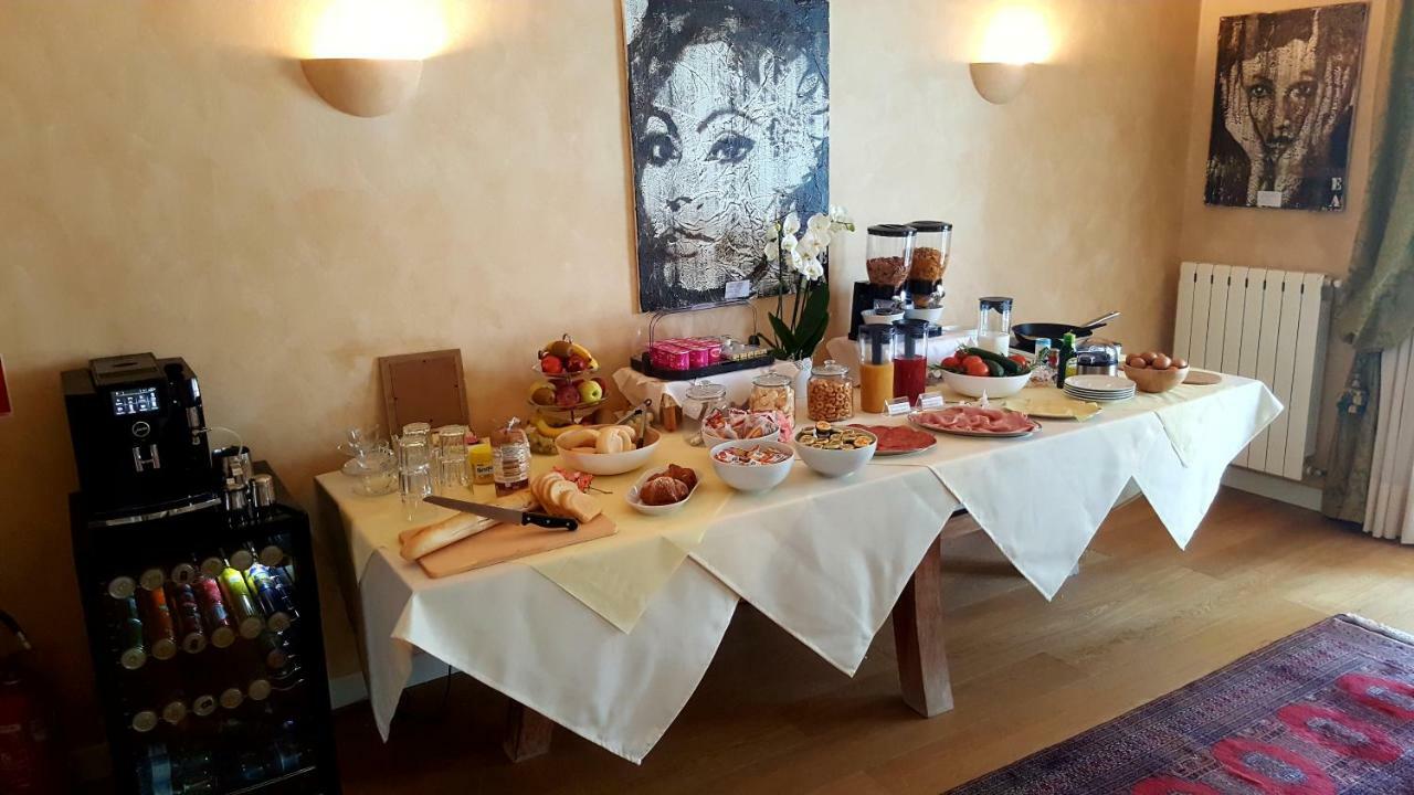 B&B Villa Fiorini Moniga del Garda ภายนอก รูปภาพ