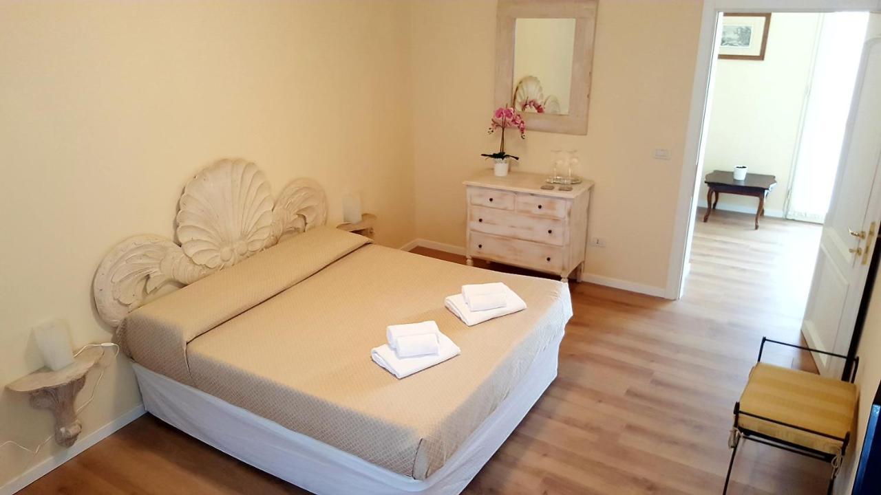 B&B Villa Fiorini Moniga del Garda ภายนอก รูปภาพ